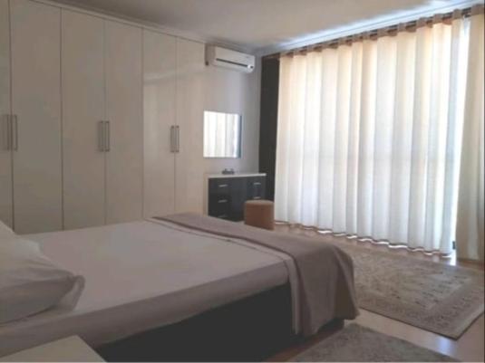Erina Luxury Apartment Тирана Екстер'єр фото